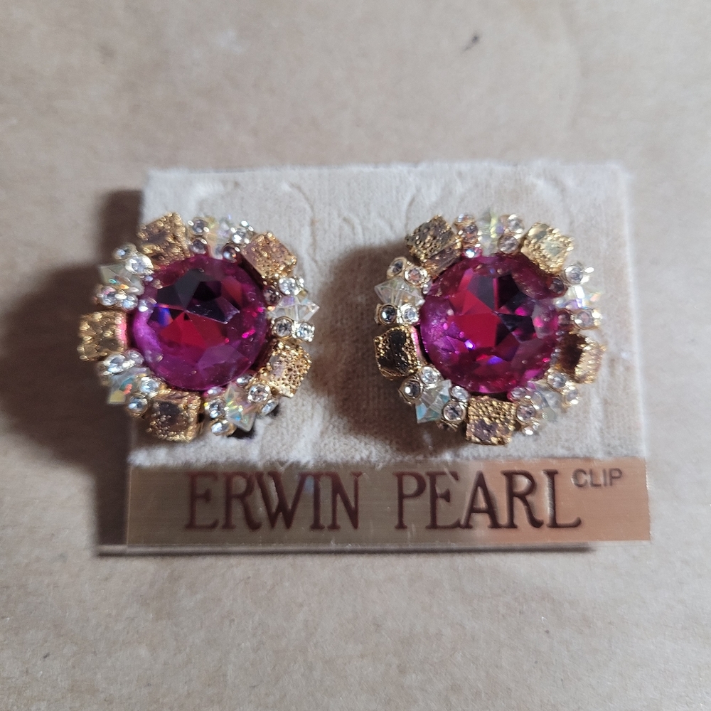 Clip on earrings